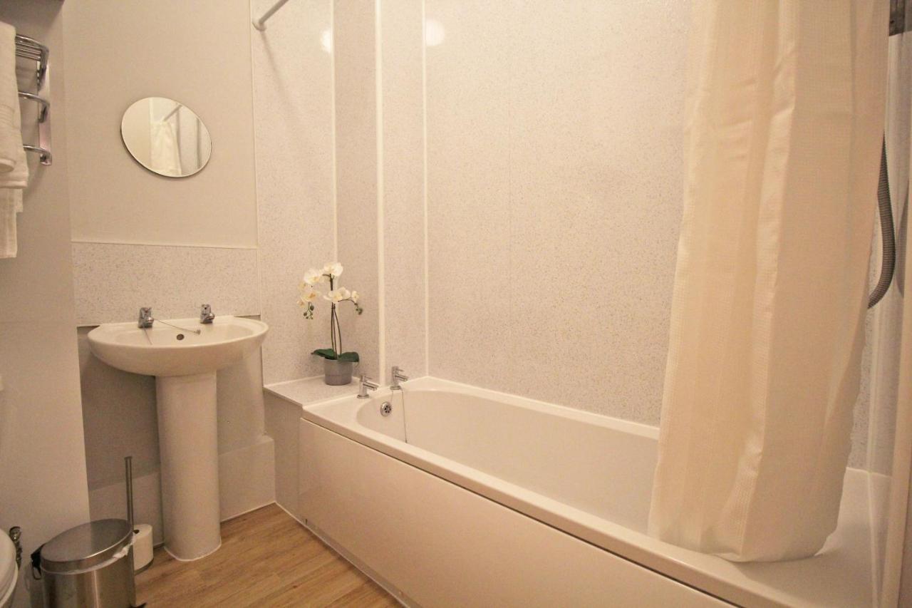Lovely 1 Bed Serviced Apartment In Cambridgeshire Экстерьер фото